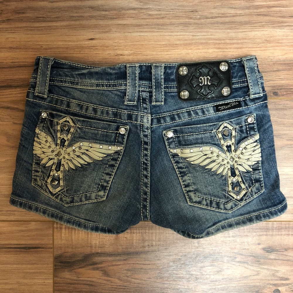 Miss Me Denim Jean Shorts JP5117H6 Angel Wing 26